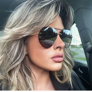 NIB DIFF Lenox sunglasses brown gold gradient mirror polarized comes with case